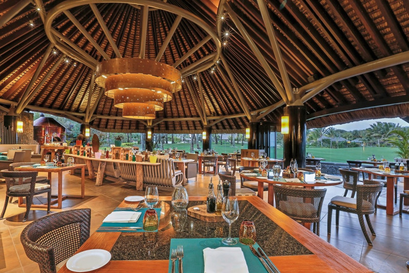 The Bay Club at Anahita