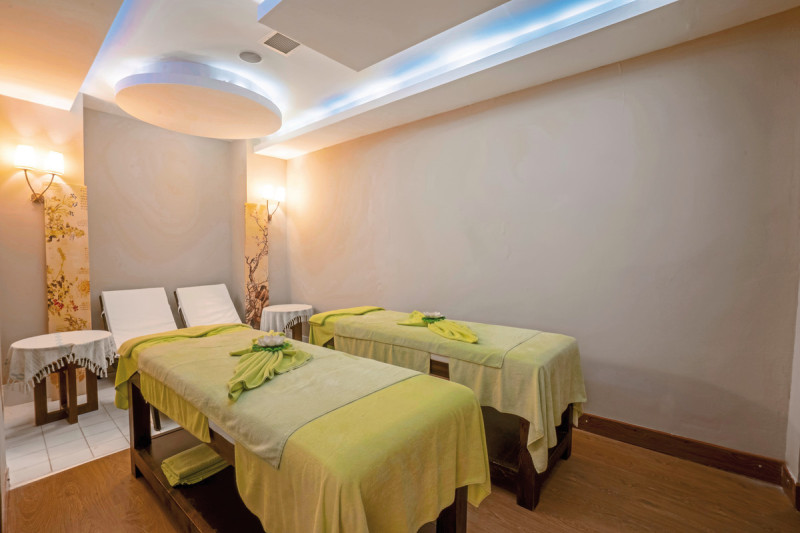 Monachus Hotel & Spa