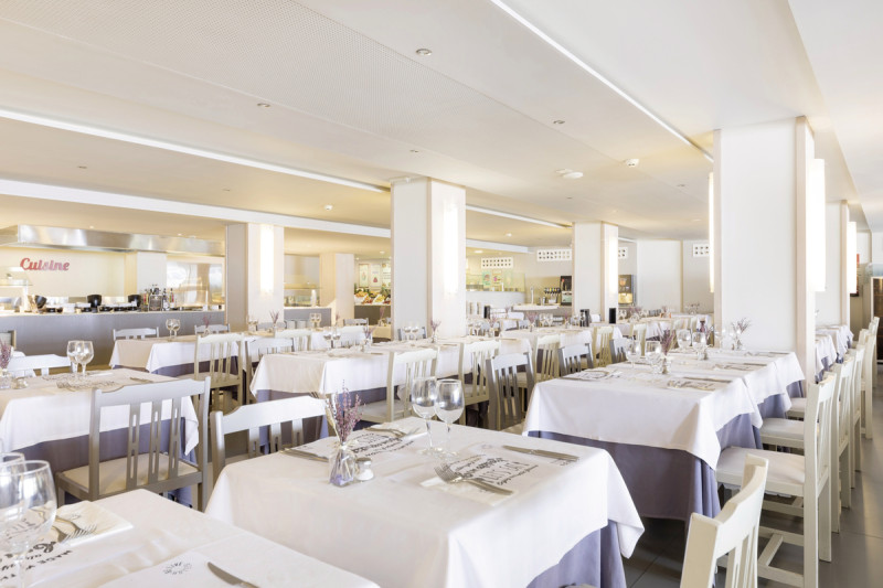 Be Live Adults Only Marivent