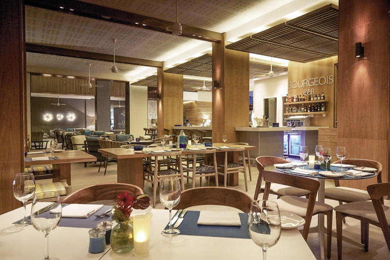 Bourgeois Bar