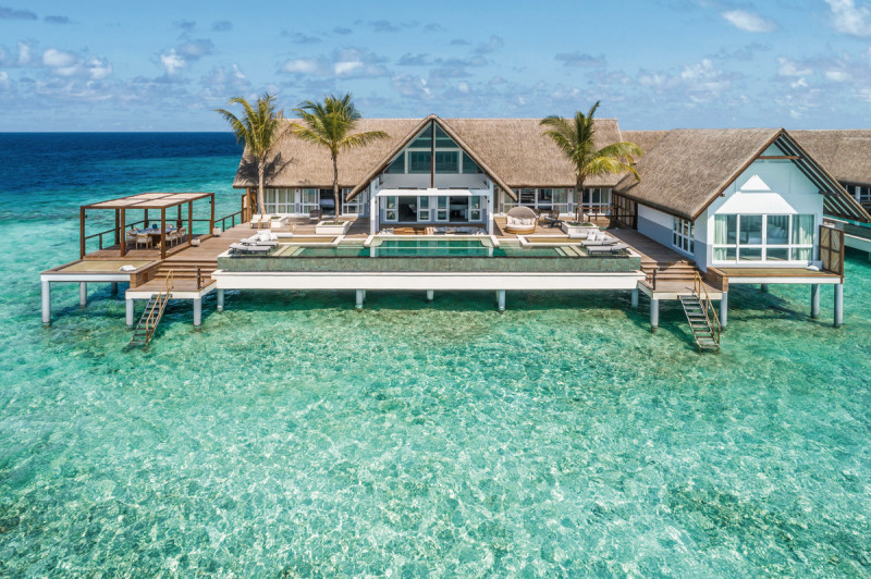 Four Seasons Resort Maldives at Landaa Giraavaru