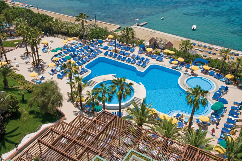 Fantasia Hotel Deluxe