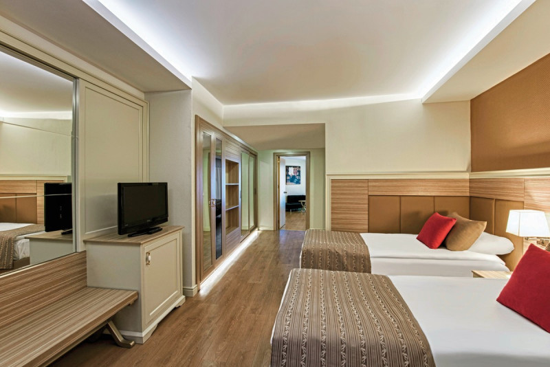 Wohnbeispiel Familienzimmer seitl. Meerblick