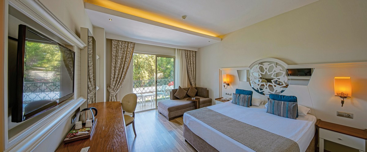 Wohnbeispiel Doppelzimmer Poolblick