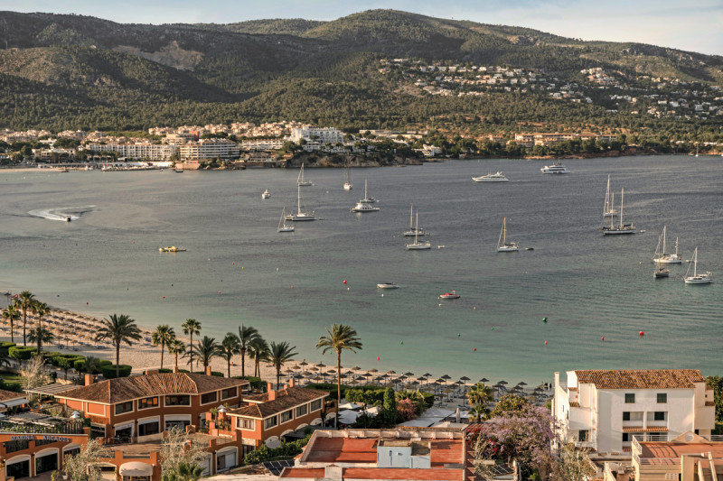 Caramelo Calvia Beach