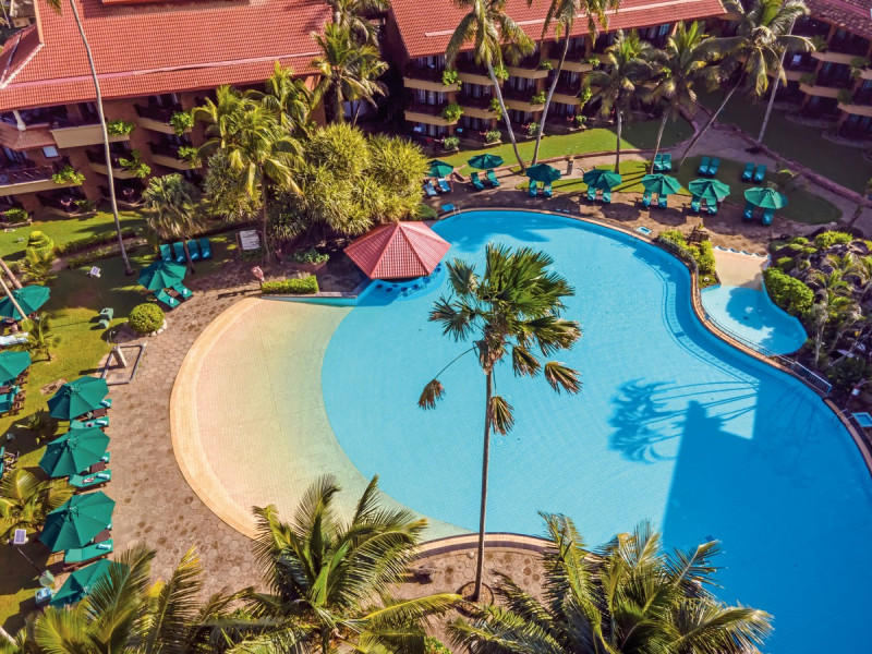 Royal Palms Beach Hotel