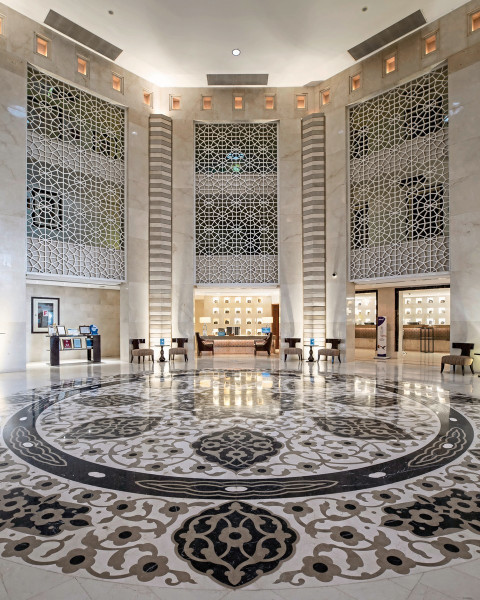 Hilton Luxor Resort & Spa