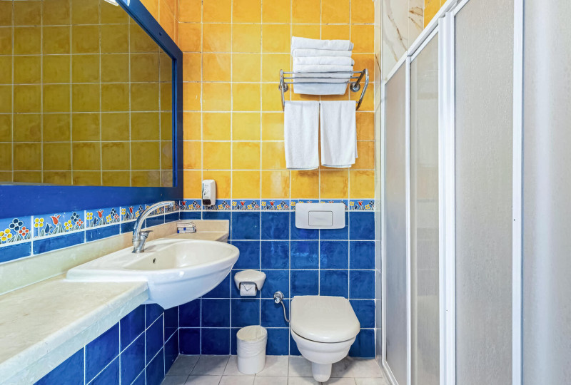 Beispiel Bad Doppelzimmer Etagenbett