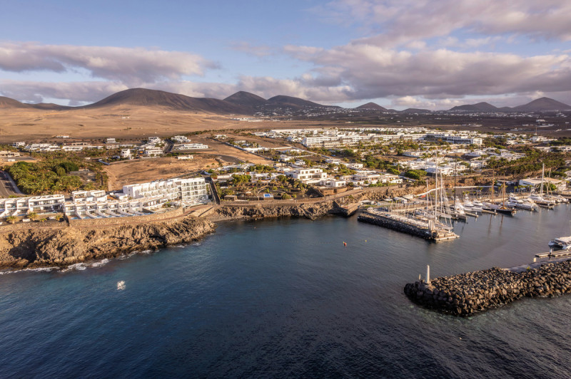 Royal Marina Suites Boutique Hotel