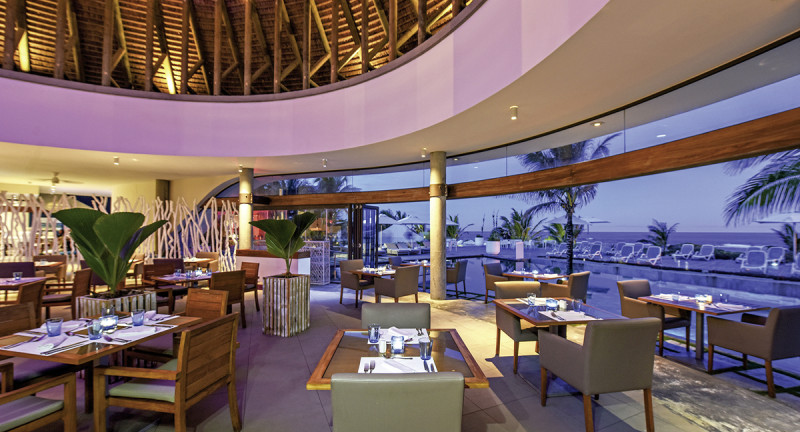 Radisson Blu Poste Lafayette Resort & Spa