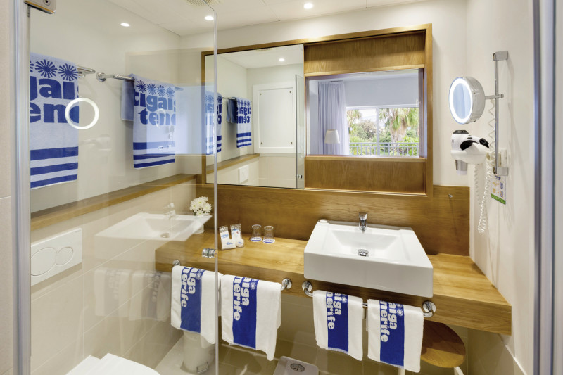 Badbeispiel Doppelzimmer mit Parkblick