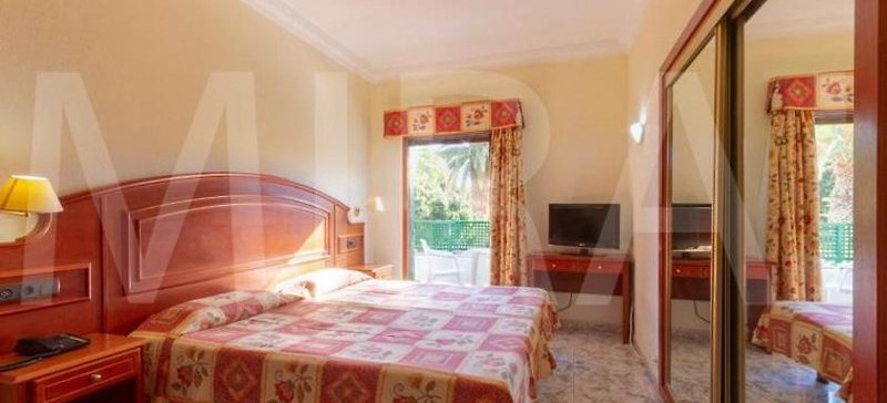 Hotel Tropical ●●●