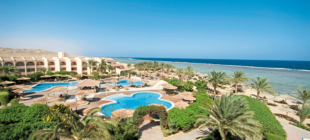 Flamenco Beach & Resort