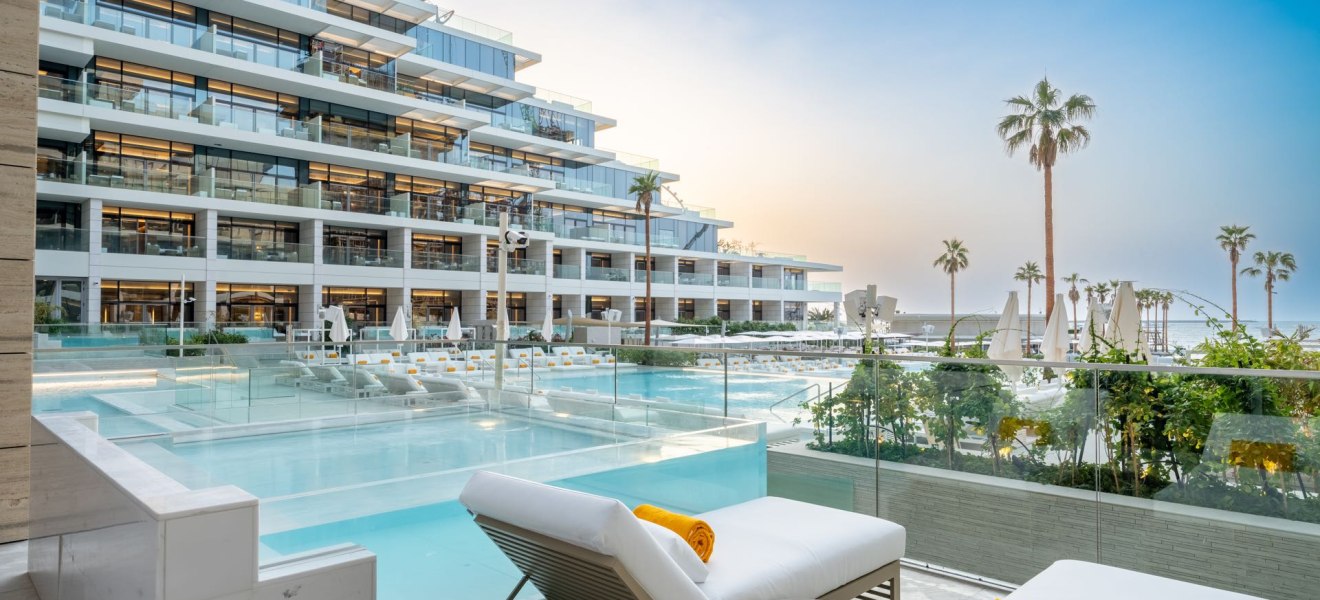 FIVE LUXE JBR
