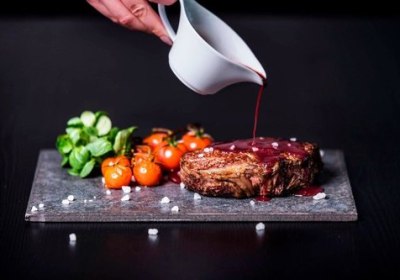 Courtyard Prague Airport in Prag