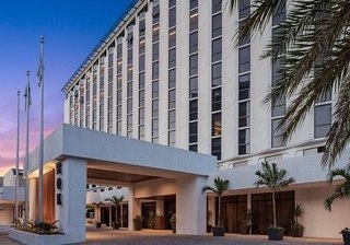 Rok Hotel Kingston Tapestry Collection By Hilton in Kingston