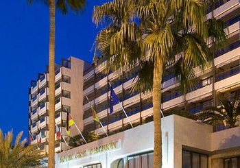 Hôtel Barrière Le Gray d'Albion in Cannes
