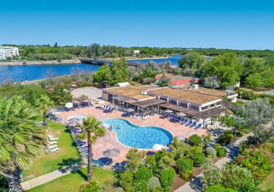 SOWELL Family Le Grau du Roi in Le Grau-du-Roi