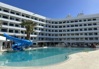 Ona Pearly Grey in Callao Salvaje