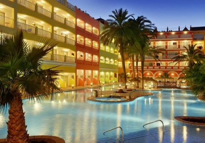 Hotel Mediterráneo Bay in Roquetas de Mar