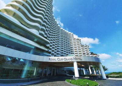 Royal Cliff Hotels - Grand Hotel in Pattaya