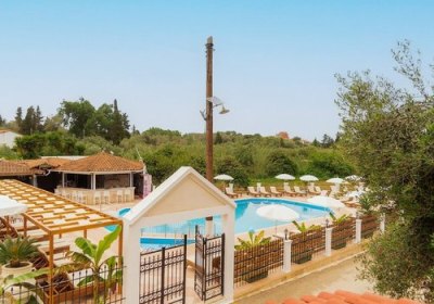 Oula Maisonettes in Kavos