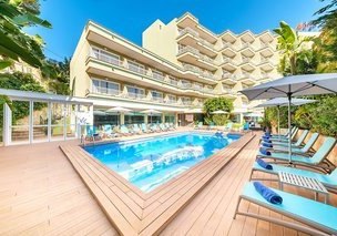 Hotel Agua Beach in Palma Nova