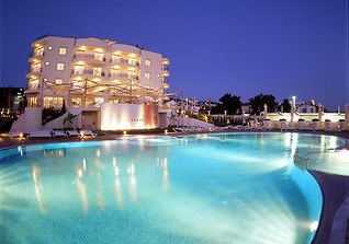 Sisus Hotel in Çesme