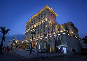 Lord's Palace Hotel in Girne