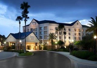 Fairfield Inn & Suites Orlando Lake Buena Vista in the Marriott Village in Orlando