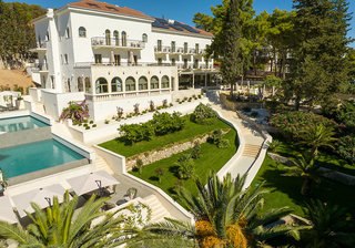 Hotel Moeesy, Blue & Green Oasis in Hvar