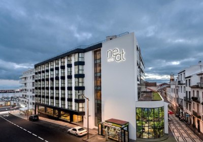 Neat Hotel Avenida in Ponta Delgada