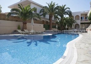 Axos Hotel in Platanias (Rethymnon)