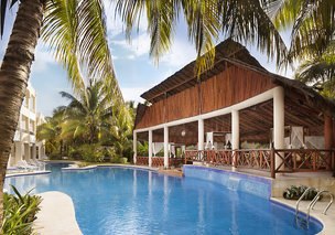 Hotel El Dorado Seaside Suites in El Dorado