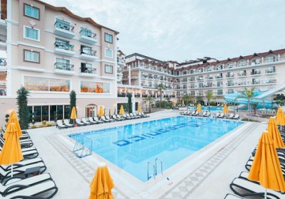 L'Oceanica Beach Resort Hotel in Çamyuva