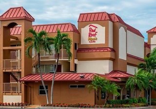 Red Roof PLUS+ And Suites Naples Downtown-5th Ave S in Naples
