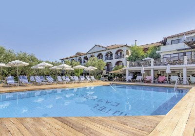 Castelli Hotel in Agios Sostis