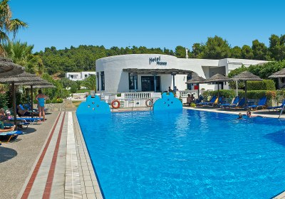 Hotel Muses in Koukounaries