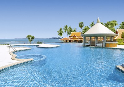 Samui Buri Beach Resort in Maenam