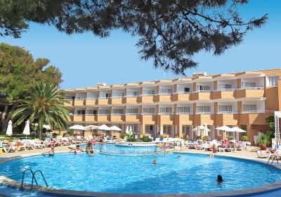 Hotel Xaloc Playa in Punta Prima