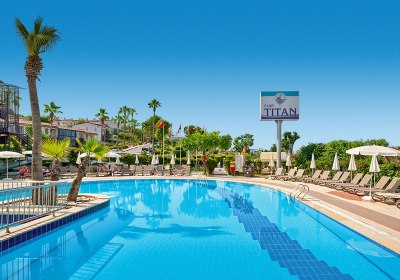 Club Titan Hotel in Kargicak