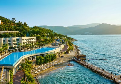 Blue Dreams Resort in Torba