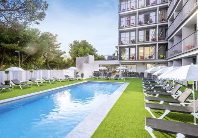 Hotel GHT Sa Riera in Tossa de Mar