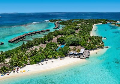 Sheraton Maldives Full Moon Resort & Spa in Furanafushi