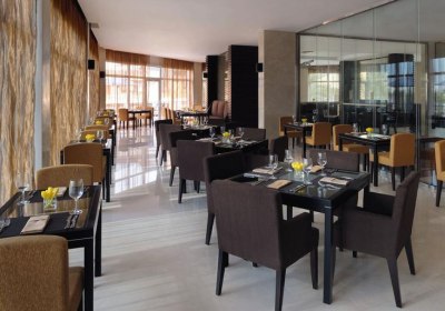 Mövenpick Hotel Jumeirah Lakes Towers in Dubai