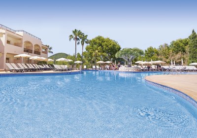 Invisa Hotel Club Cala Verde in Es Figueral