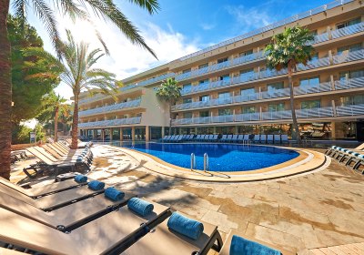 Occidental Cala Viñas in Cala Viñas