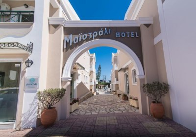 Maistrali Hotel in Tragaki