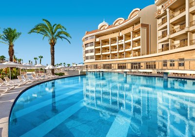 Kirman Belazur Resort & Spa in Bogazkent