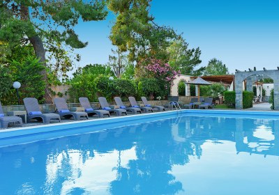 Stefania Beach Resort in Amarynthos